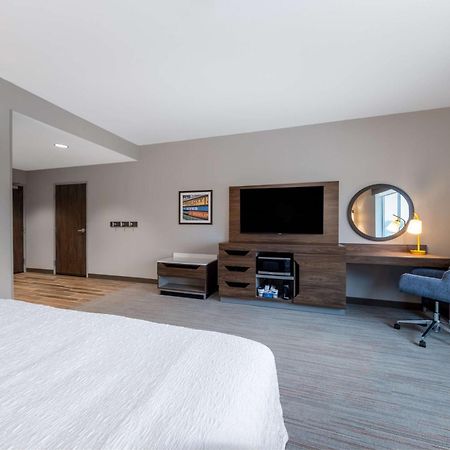 Hampton Inn Kansas City Southeast, Mo 外观 照片