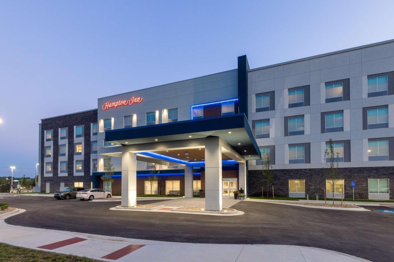 Hampton Inn Kansas City Southeast, Mo 外观 照片