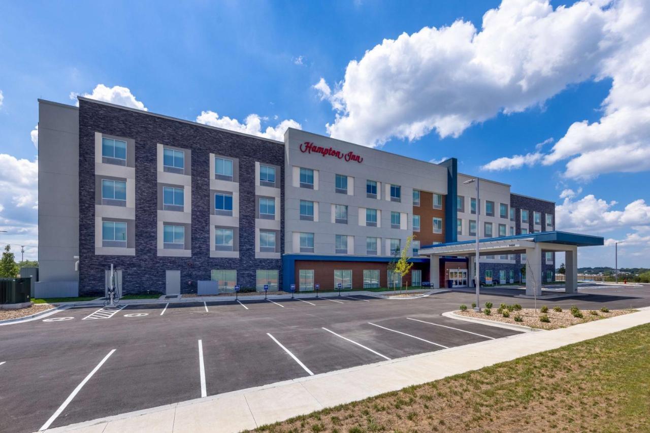 Hampton Inn Kansas City Southeast, Mo 外观 照片