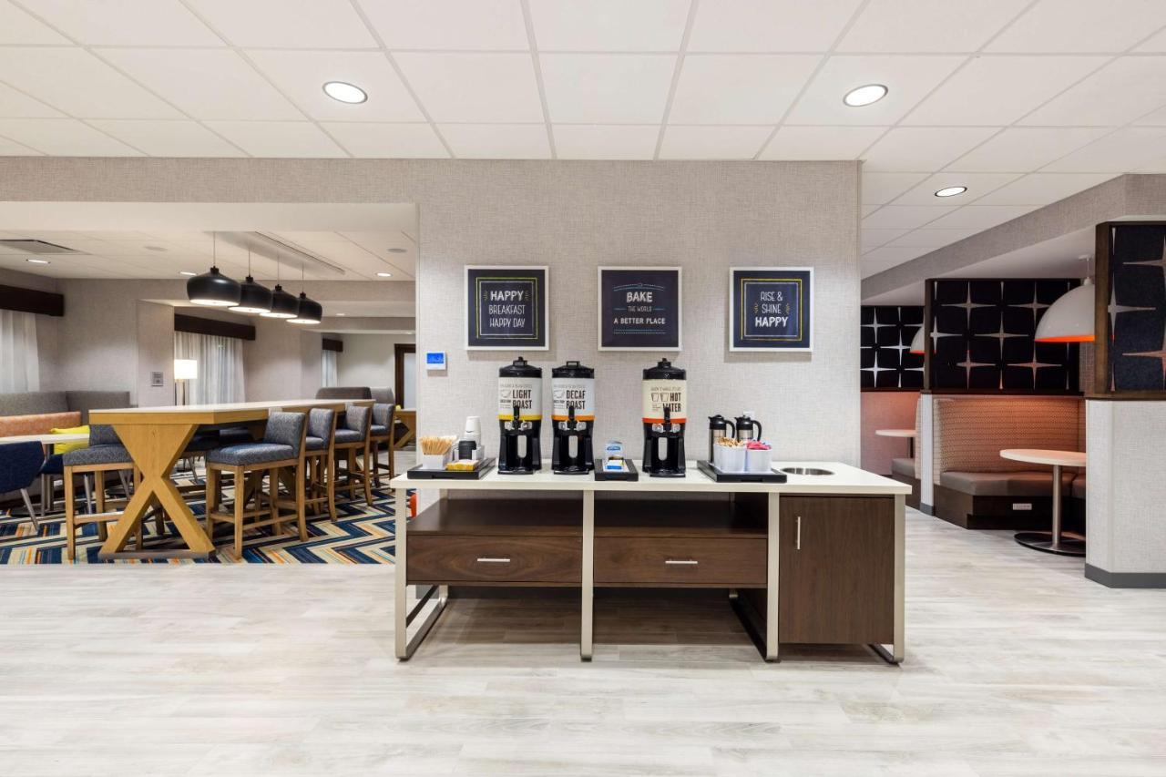 Hampton Inn Kansas City Southeast, Mo 外观 照片