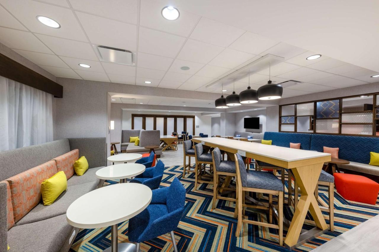 Hampton Inn Kansas City Southeast, Mo 外观 照片